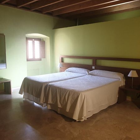 Hotel Conventual De Alcantara Alcántara Eksteriør billede